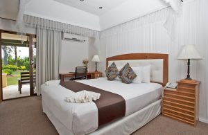 Gateway Hotel - Accommodation - Suite