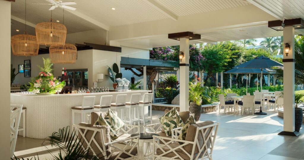 Restaurant & Bars LIVE PAGE